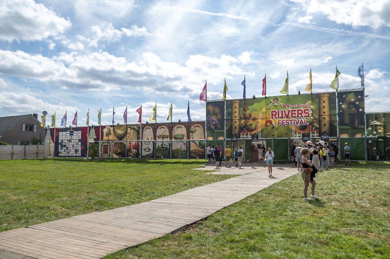 Sfeerbeelden dag 1 @ Rijvers Festival 2024, picture 2, photographed by Dimitri Vanlommel - FrontView Magazine