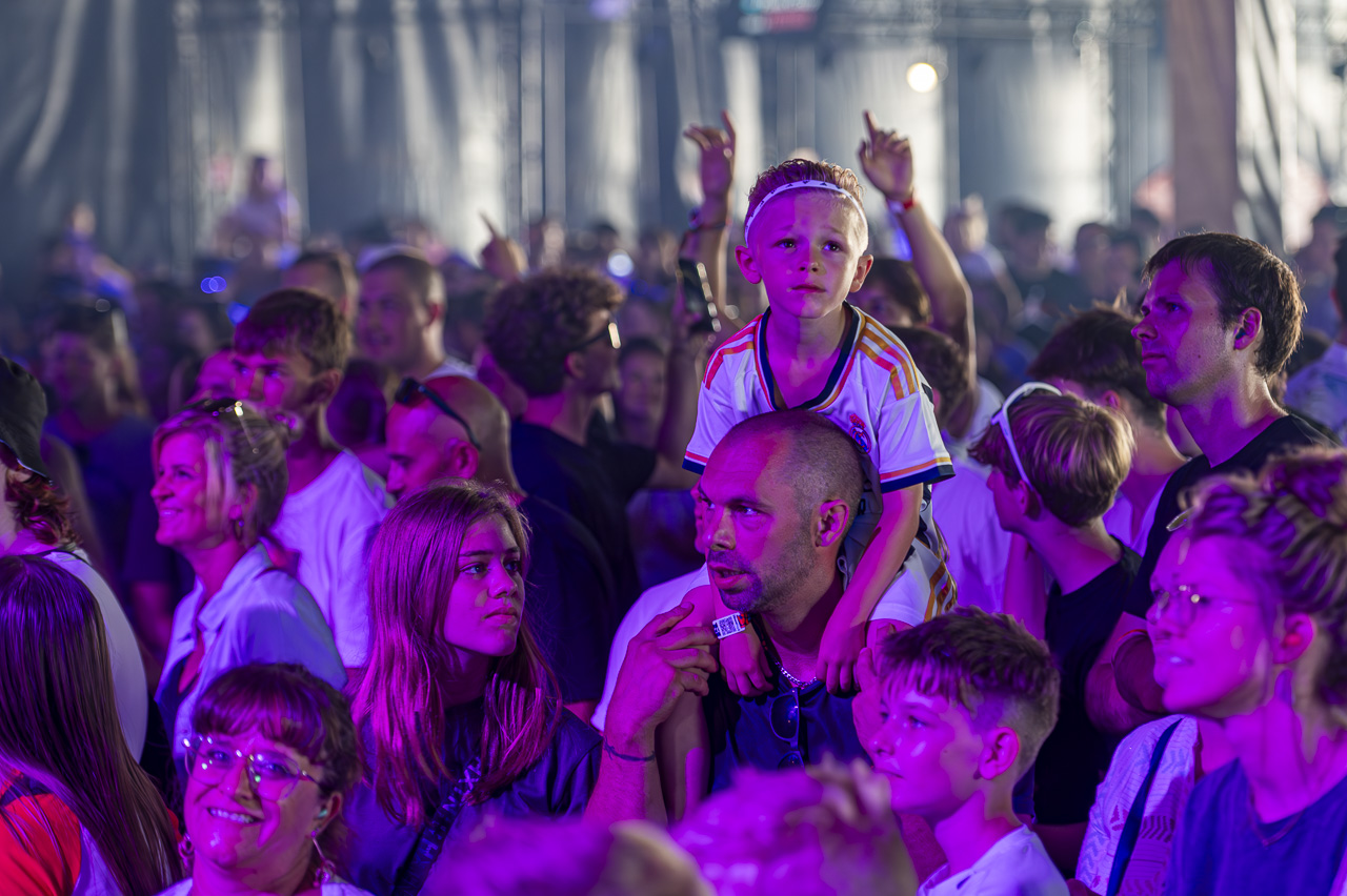 Sfeerbeelden dag 1 @ Rijvers Festival 2024, picture 7, photographed by Dimitri Vanlommel - FrontView Magazine