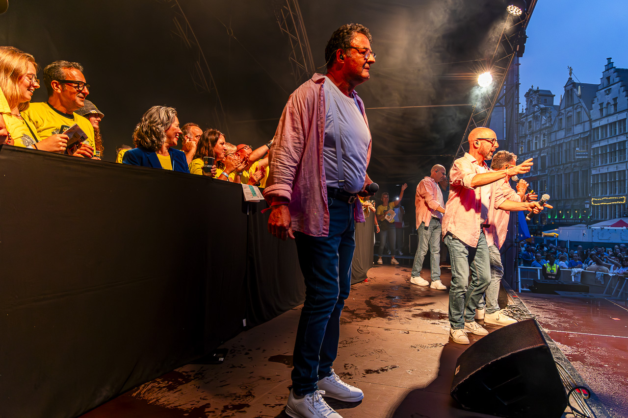 4TACT @ Vlaanderen Zingt - Bollekesfeesten Antwerpen, picture 1, photographed by Youri Vanlommel - FrontView Magazine