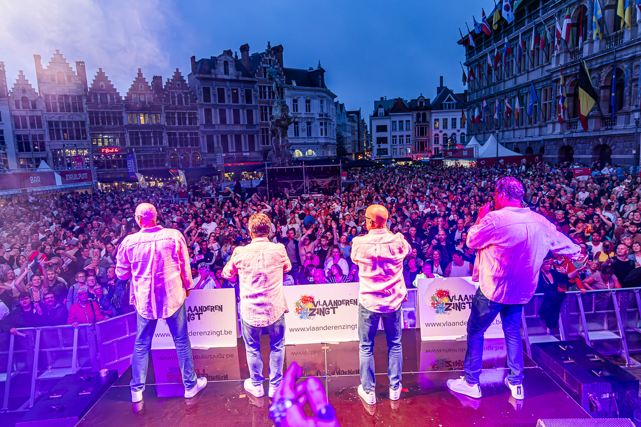 4TACT @ Vlaanderen Zingt - Bollekesfeesten Antwerpen, picture 2, photographed by Youri Vanlommel - FrontView Magazine