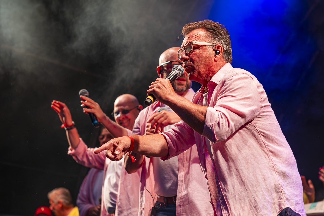 4TACT @ Vlaanderen Zingt - Bollekesfeesten Antwerpen, picture 10, photographed by Youri Vanlommel - FrontView Magazine