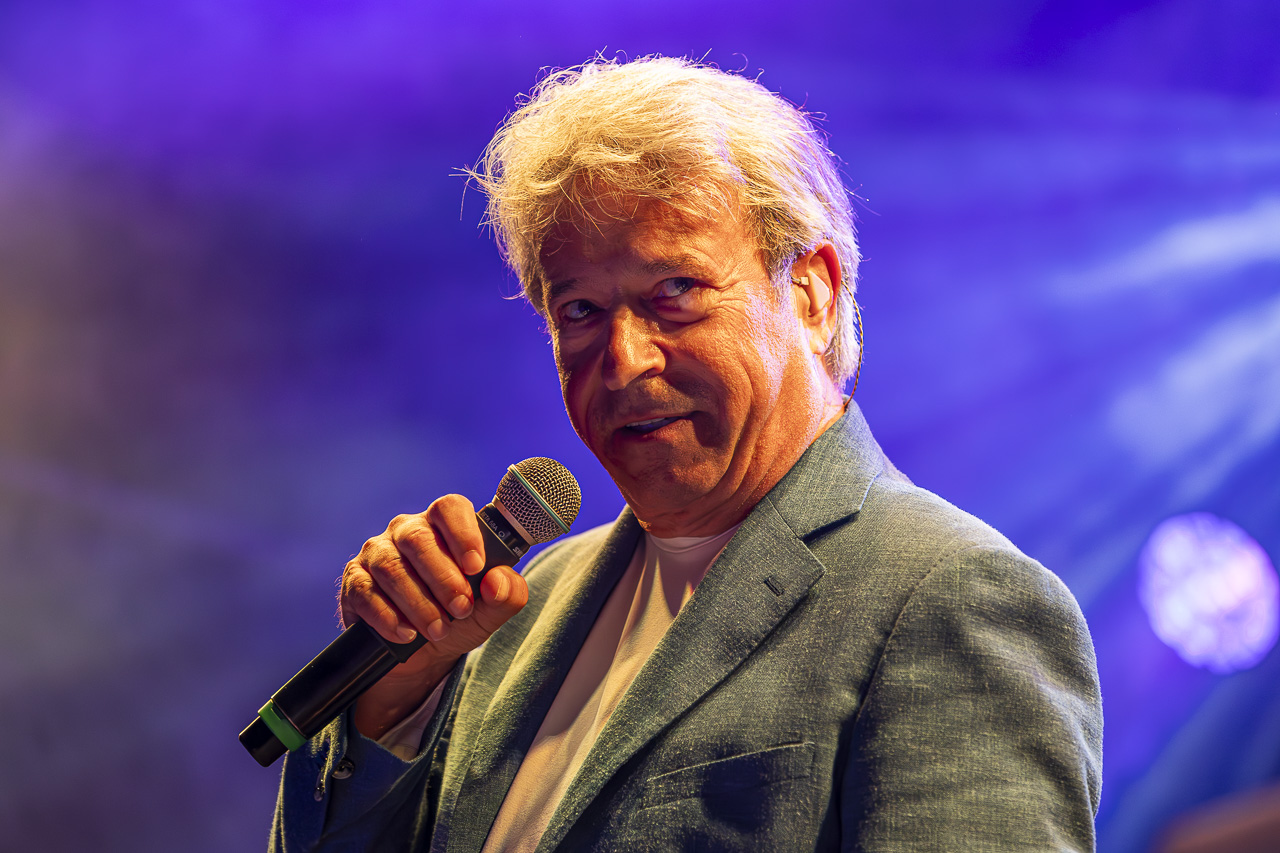 Garry Hagger @ Vlaanderen Zingt - Bollekesfeesten Antwerpen, foto 2, foto's door Youri Vanlommel - FrontView Magazine