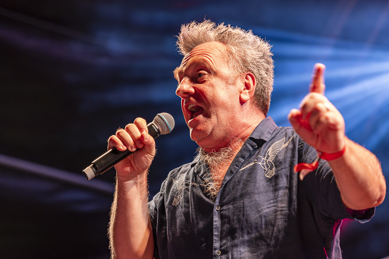 Ivan Pecnik @ Vlaanderen Zingt - Bollekesfeesten Antwerpen, picture 3, photographed by Youri Vanlommel - FrontView Magazine