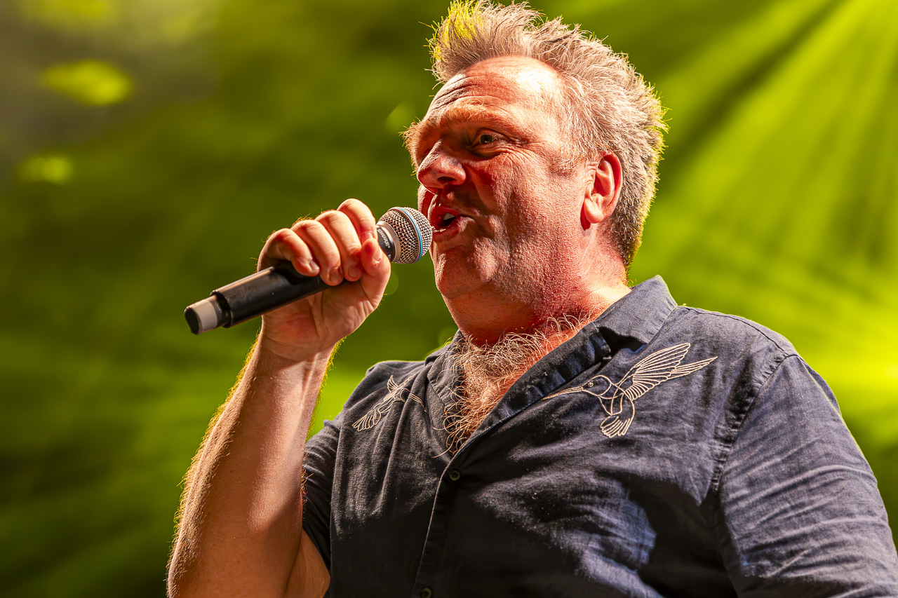 Ivan Pecnik @ Vlaanderen Zingt - Bollekesfeesten Antwerpen, picture 8, photographed by Youri Vanlommel - FrontView Magazine