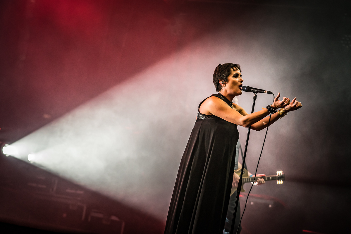 Kosheen @ Fonnefeesten 2024, foto 26, foto's door Danny Wagemans - FrontView Magazine
