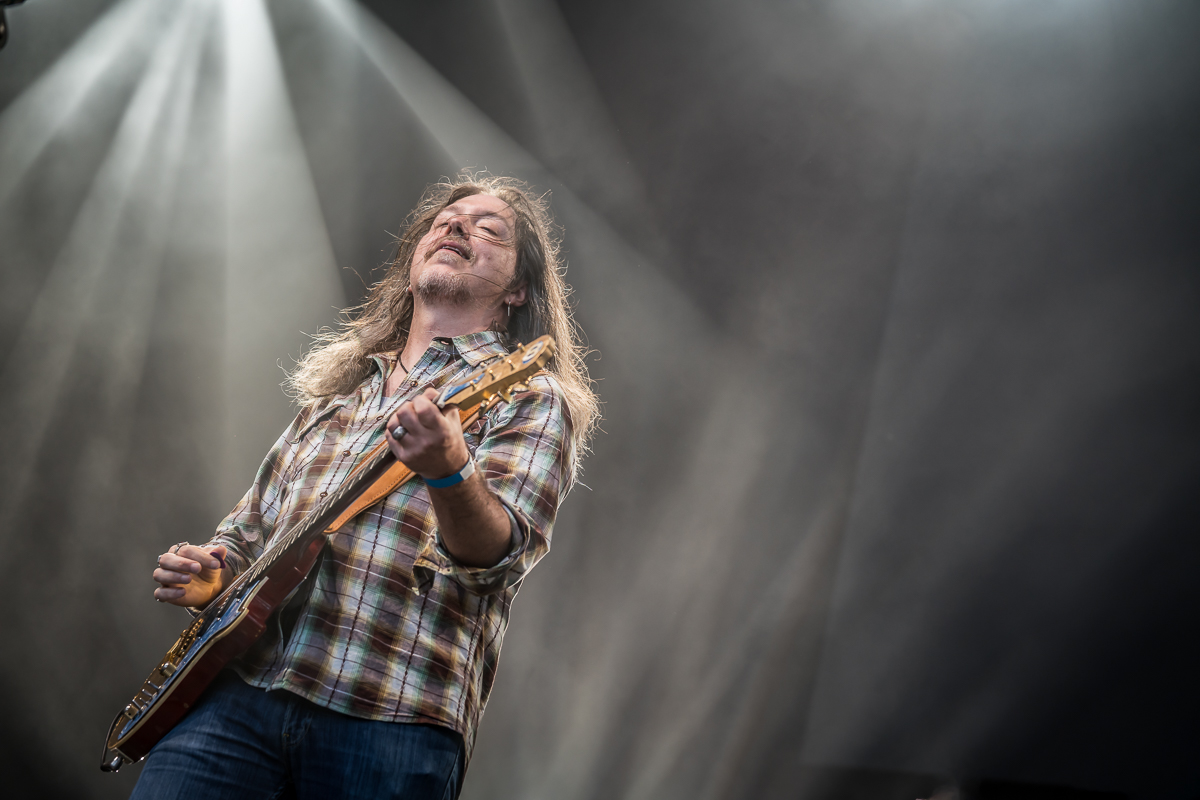 Red Red @ Fonnefeesten 2024, picture 17, photographed by Danny Wagemans - FrontView Magazine