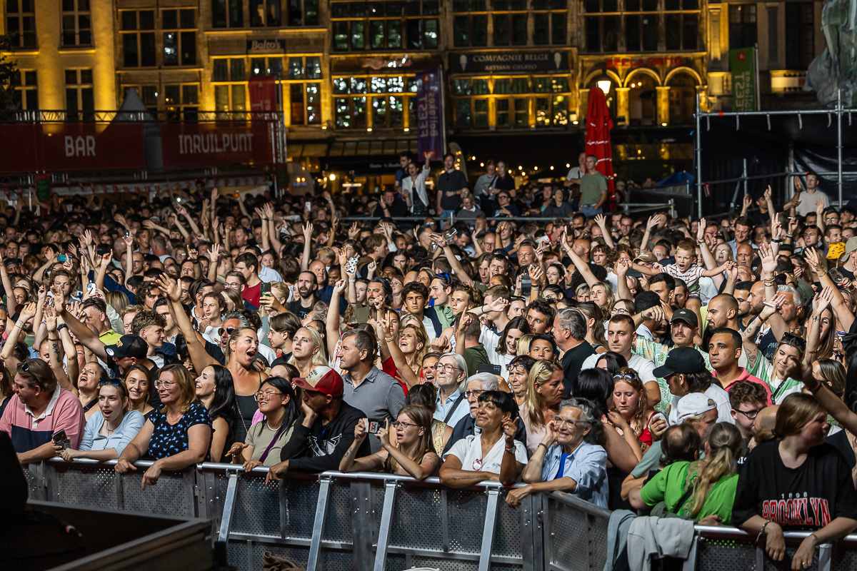 Cookies & Cream @ Bollekesfeesten 2024, picture 24, photographed by Marc Verdonck - FrontView Magazine