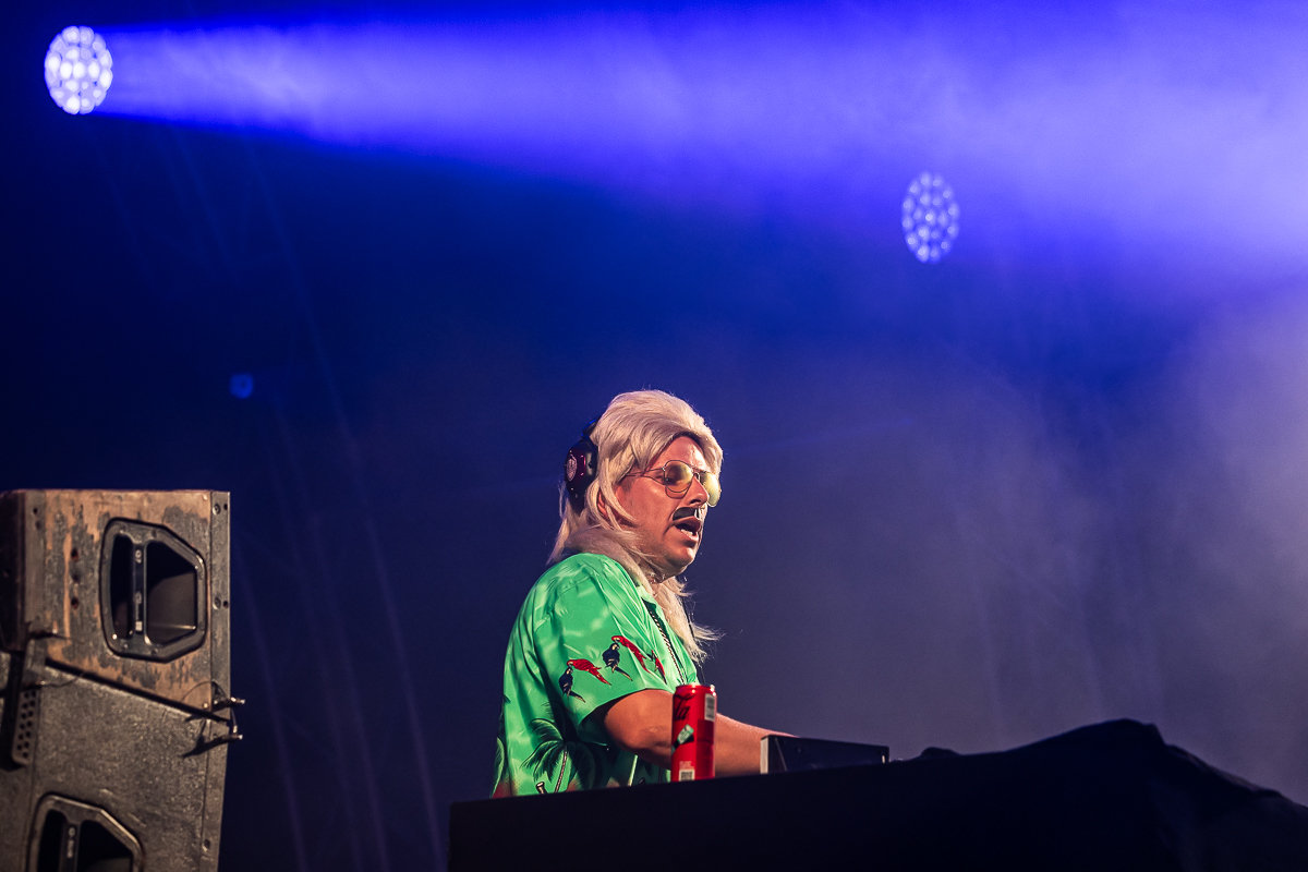 Ronny Retro @ Bollekesfeesten 2024, picture 3, photographed by Marc Verdonck - FrontView Magazine