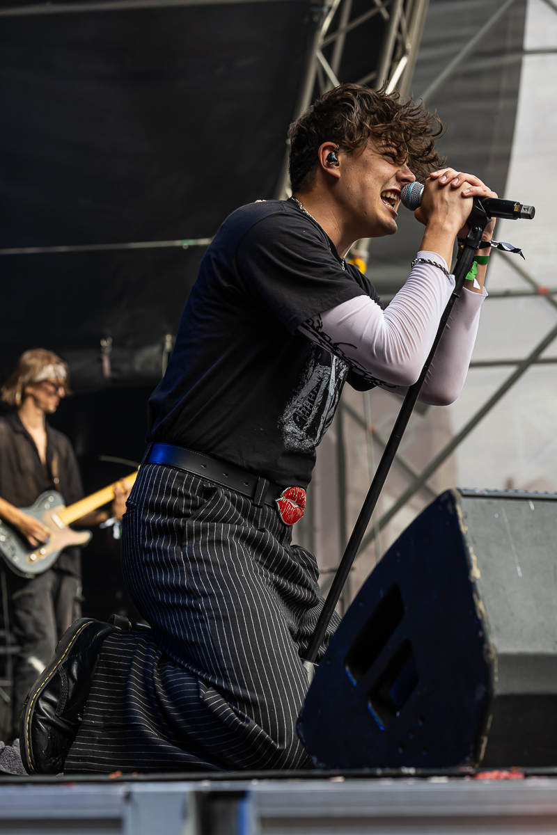 SHY @ Bollekesfeesten 2024, picture 3, photographed by Marc Verdonck - FrontView Magazine