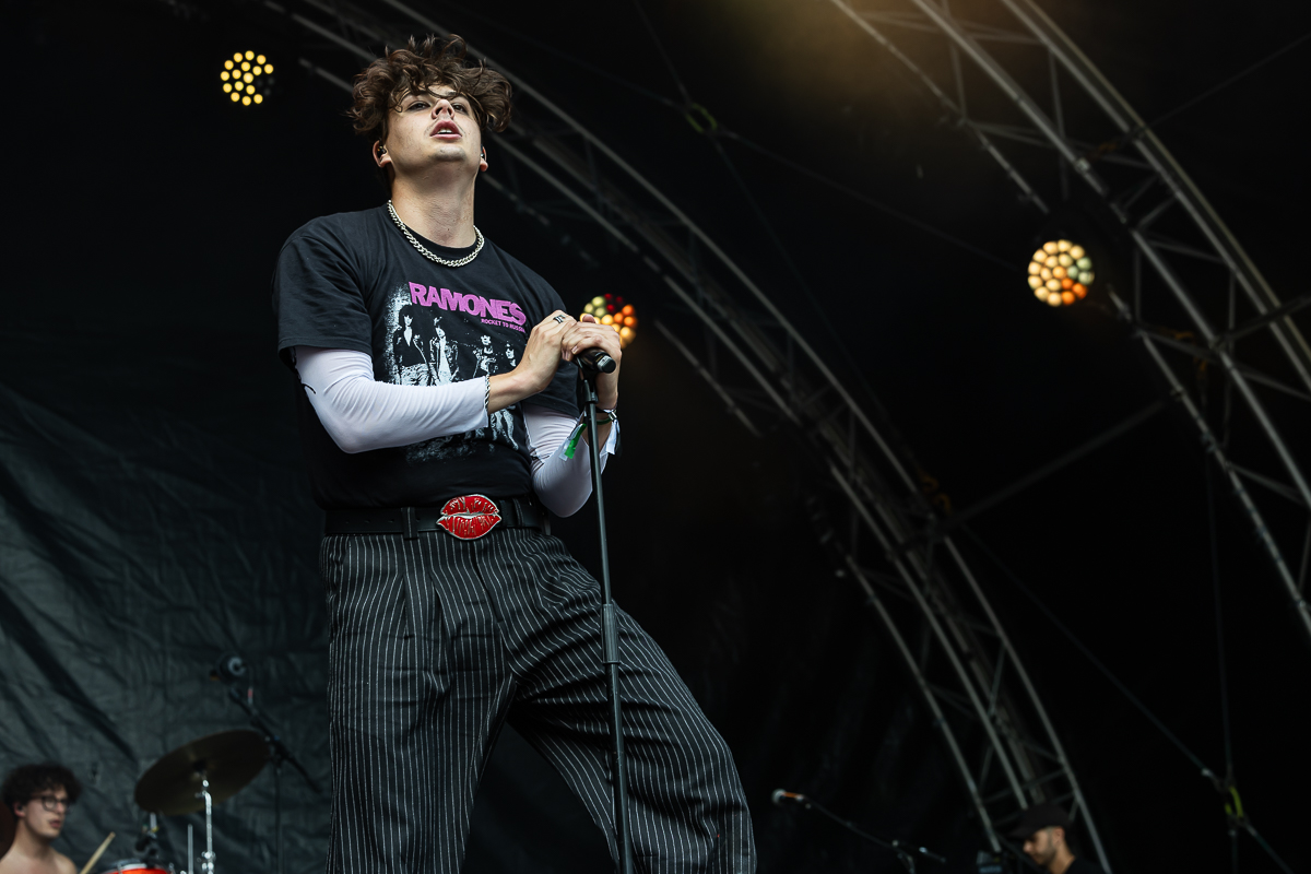 SHY @ Bollekesfeesten 2024, picture 5, photographed by Marc Verdonck - FrontView Magazine