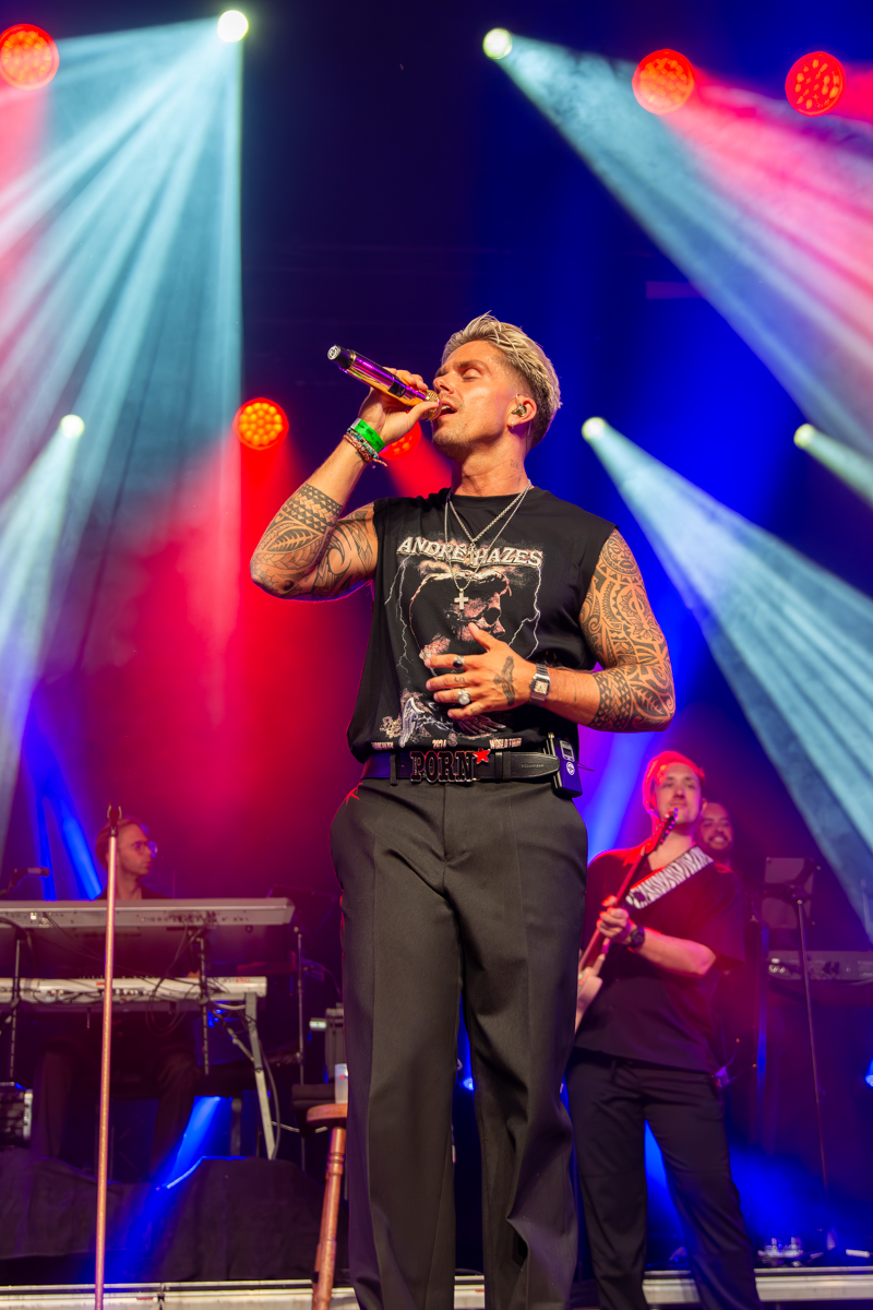 Andre Hazes @ Rijvers Festival 2024, picture 10, photographed by Jurgen Van De Maele - FrontView Magazine