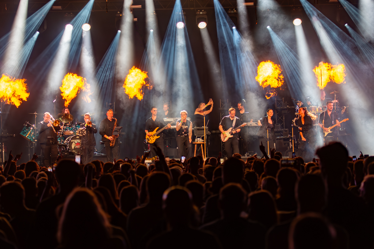 Andre Hazes @ Rijvers Festival 2024, picture 19, photographed by Jurgen Van De Maele - FrontView Magazine