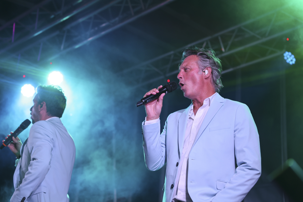 De Romeo's @ vestenfestival Melsele, picture 1, photographed by Peter Casie - FrontView Magazine