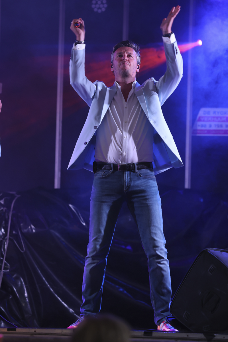 De Romeo's @ vestenfestival Melsele, picture 8, photographed by Peter Casie - FrontView Magazine