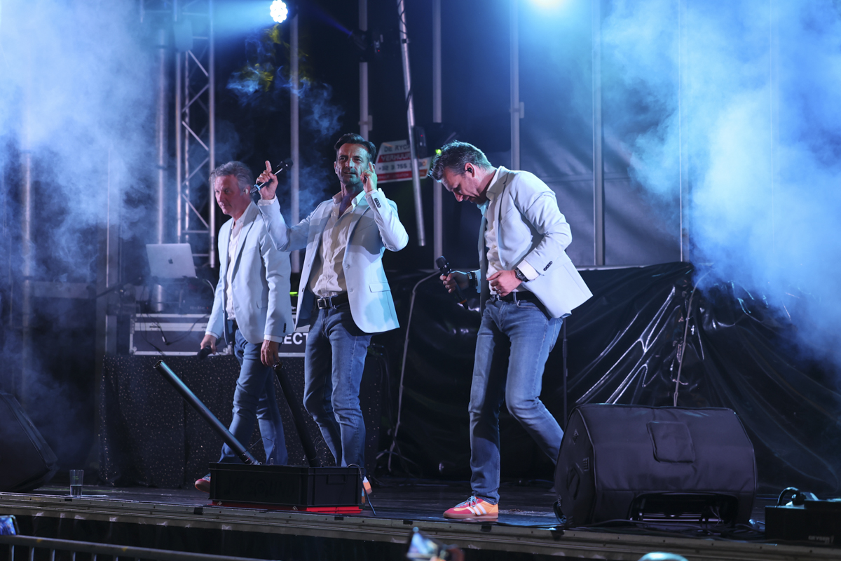 De Romeo's @ vestenfestival Melsele, picture 12, photographed by Peter Casie - FrontView Magazine