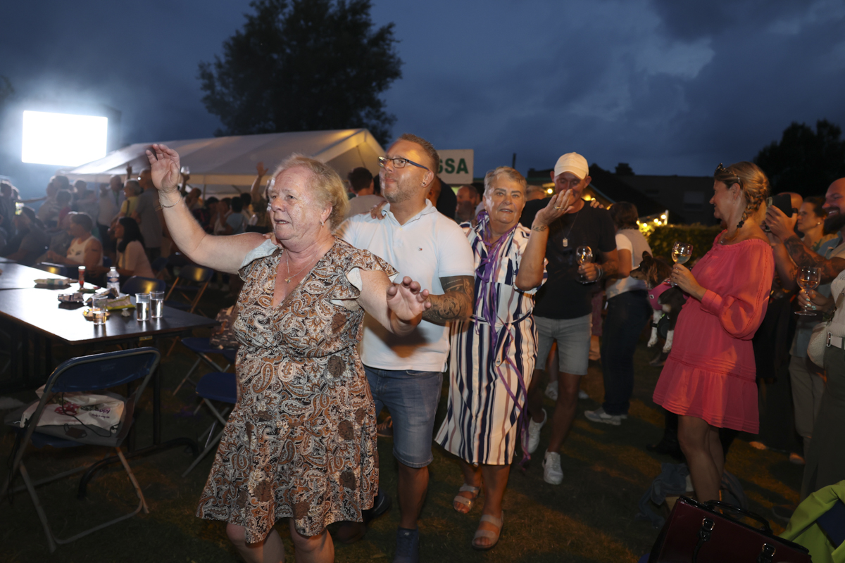 De Romeo's @ vestenfestival Melsele, picture 15, photographed by Peter Casie - FrontView Magazine