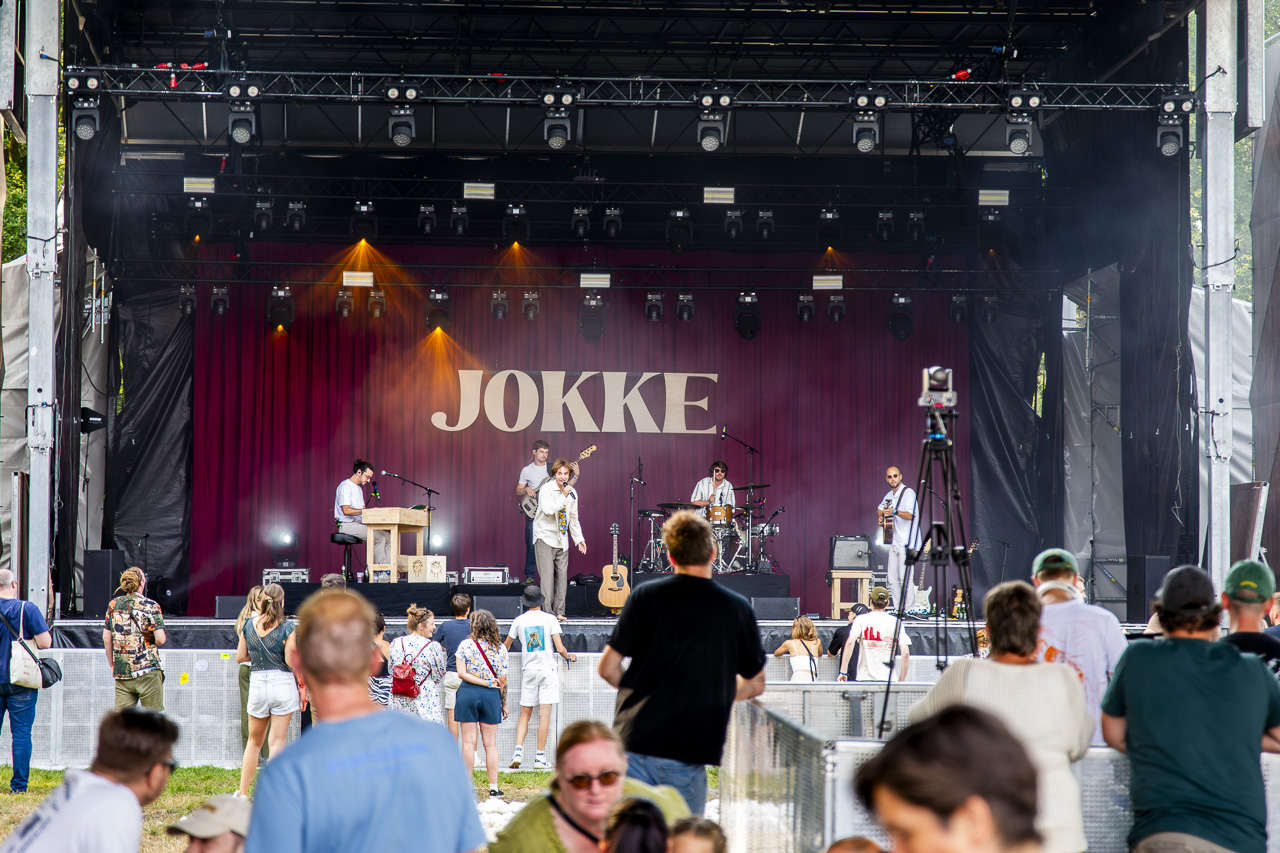 Jokke @ Rijvers Festival 2024, picture 3, photographed by Jurgen Van De Maele - FrontView Magazine