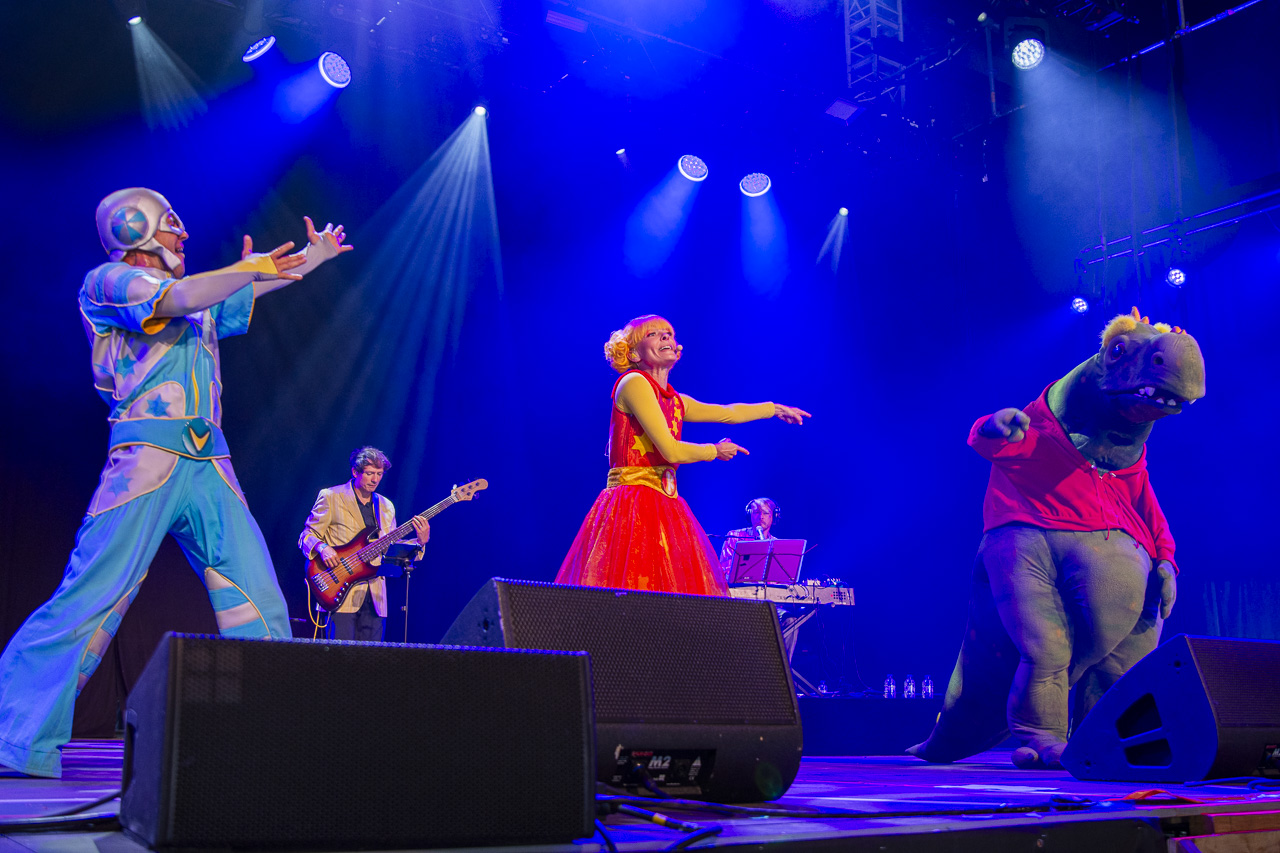 Kaatje @ Rijvers Festival 2024, picture 4, photographed by Jurgen Van De Maele - FrontView Magazine