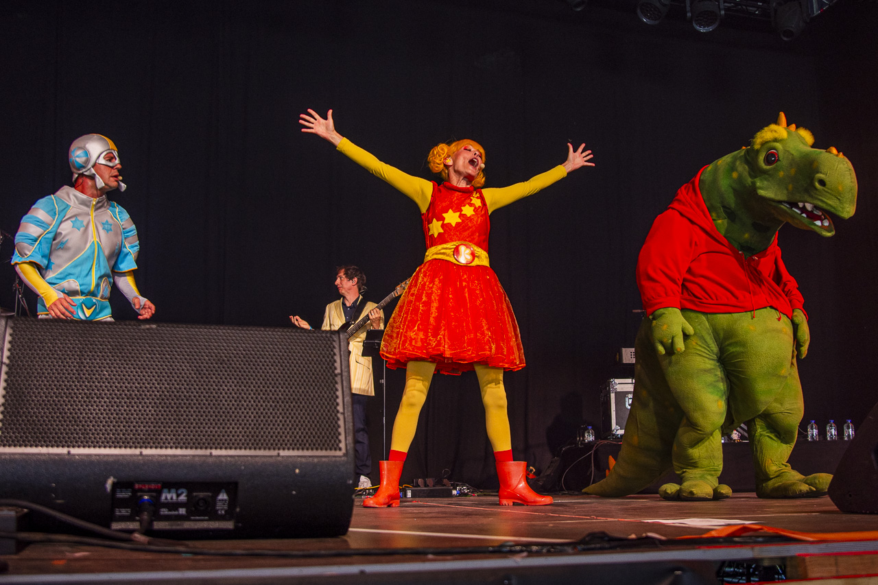 Kaatje @ Rijvers Festival 2024, picture 7, photographed by Jurgen Van De Maele - FrontView Magazine
