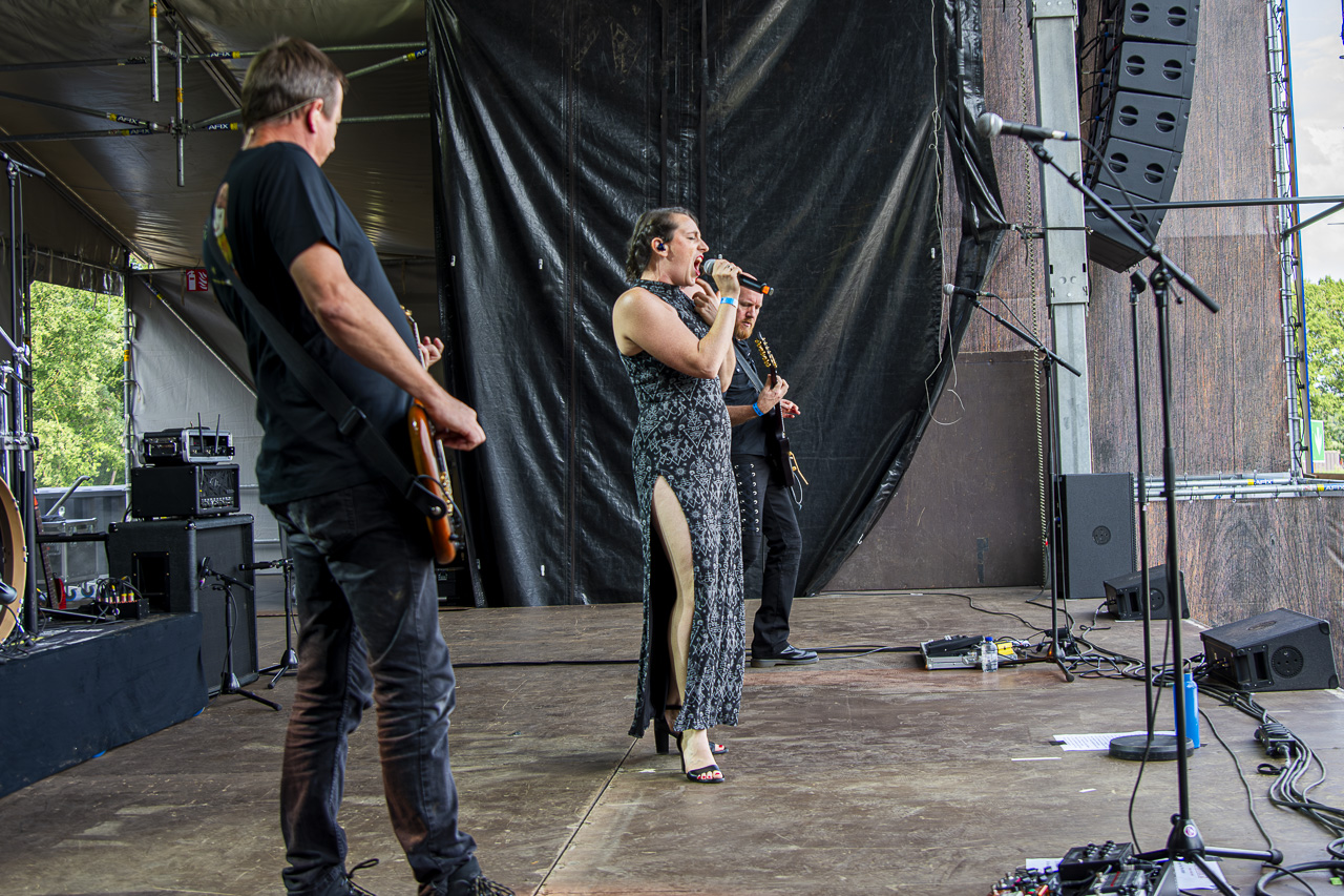 Recourse52 @ Rijvers Festival 2024, picture 6, photographed by Jurgen Van De Maele - FrontView Magazine