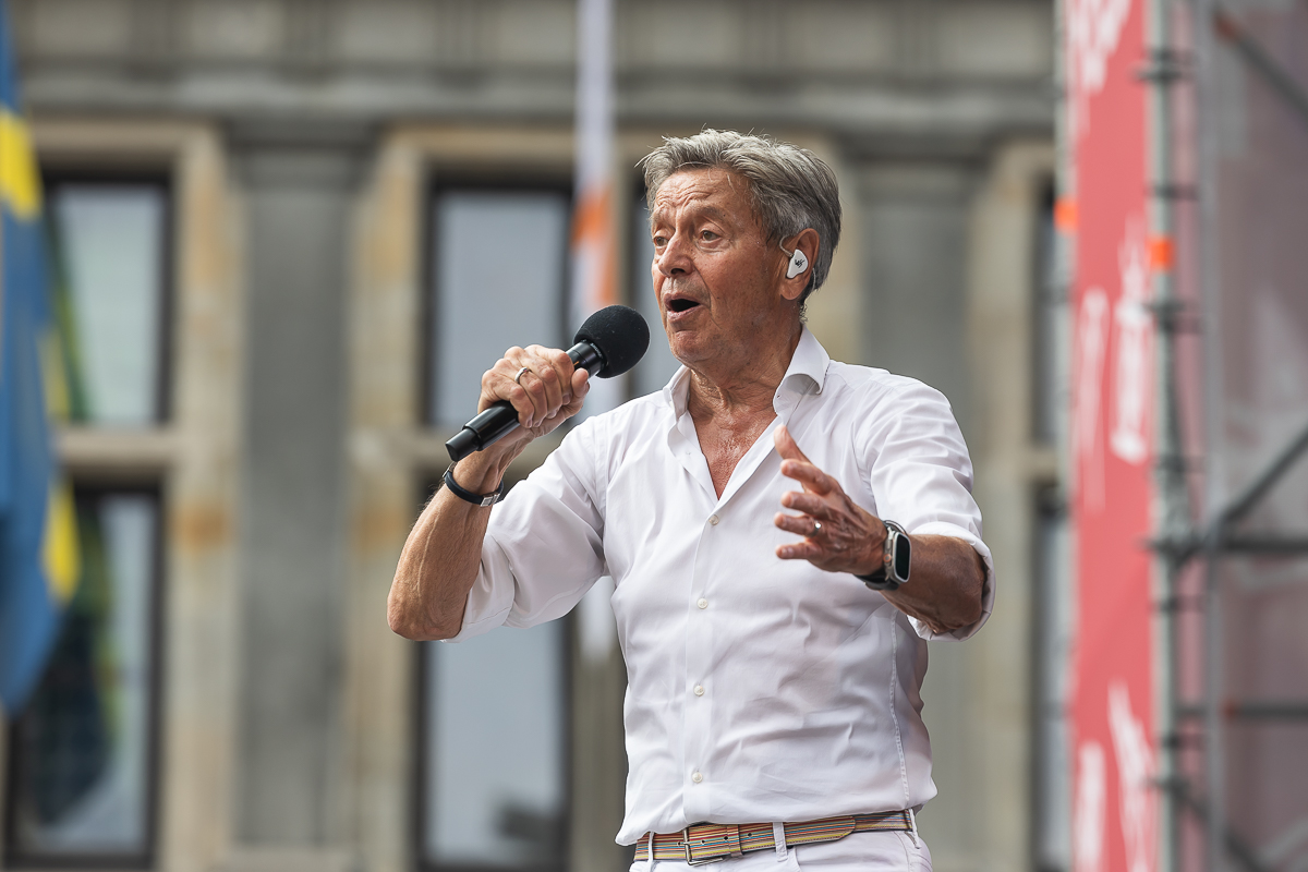 Willy Sommers @ Bollekesfeesten 2024, picture 1, photographed by Marc Verdonck - FrontView Magazine