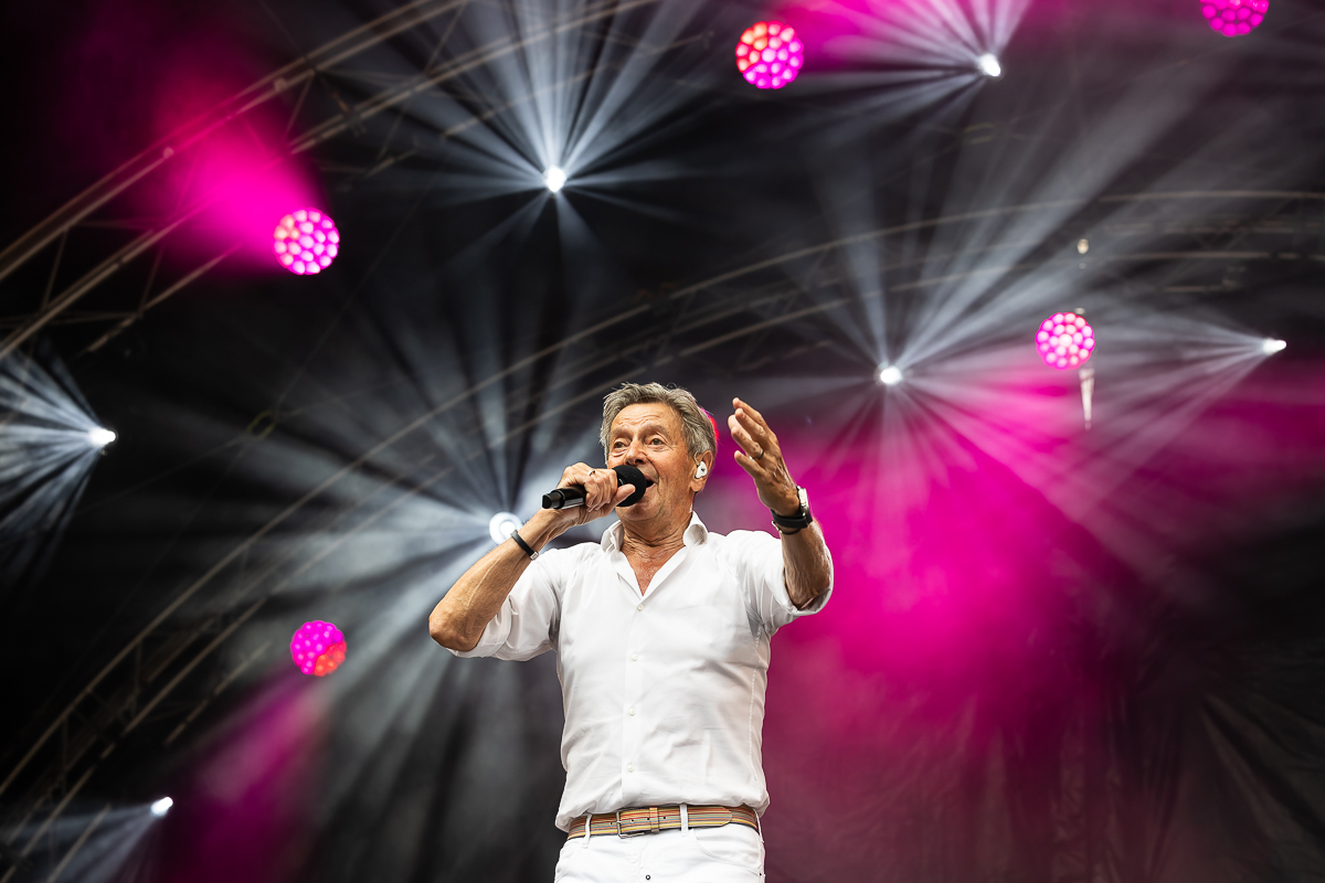 Willy Sommers @ Bollekesfeesten 2024, picture 3, photographed by Marc Verdonck - FrontView Magazine