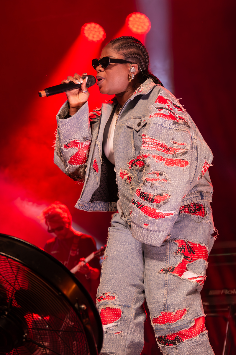 Coely @ Rijvers Festival 2024, picture 6, photographed by Jurgen Van De Maele - FrontView Magazine