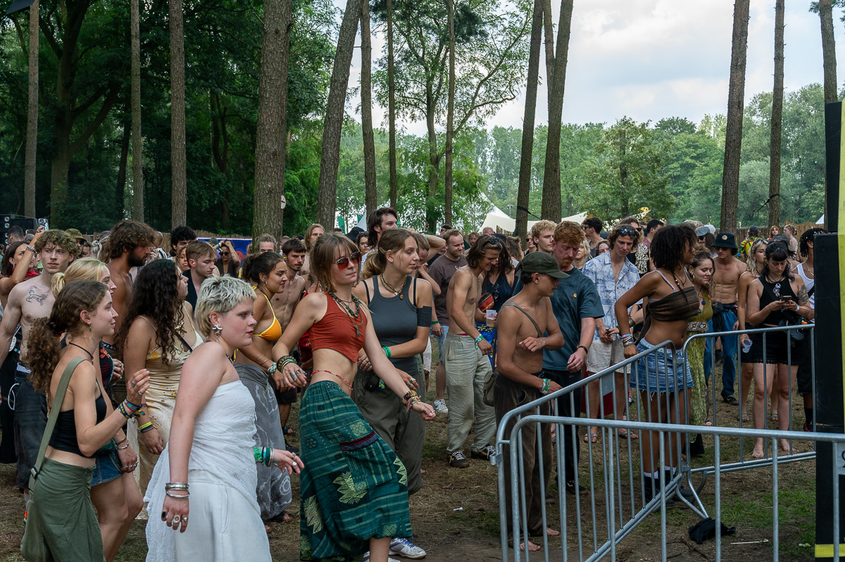 Reggae Geel Dag 1 sfeerbeelden @ Reggae Geel, picture 1, photographed by Luc Klinckaert - FrontView Magazine