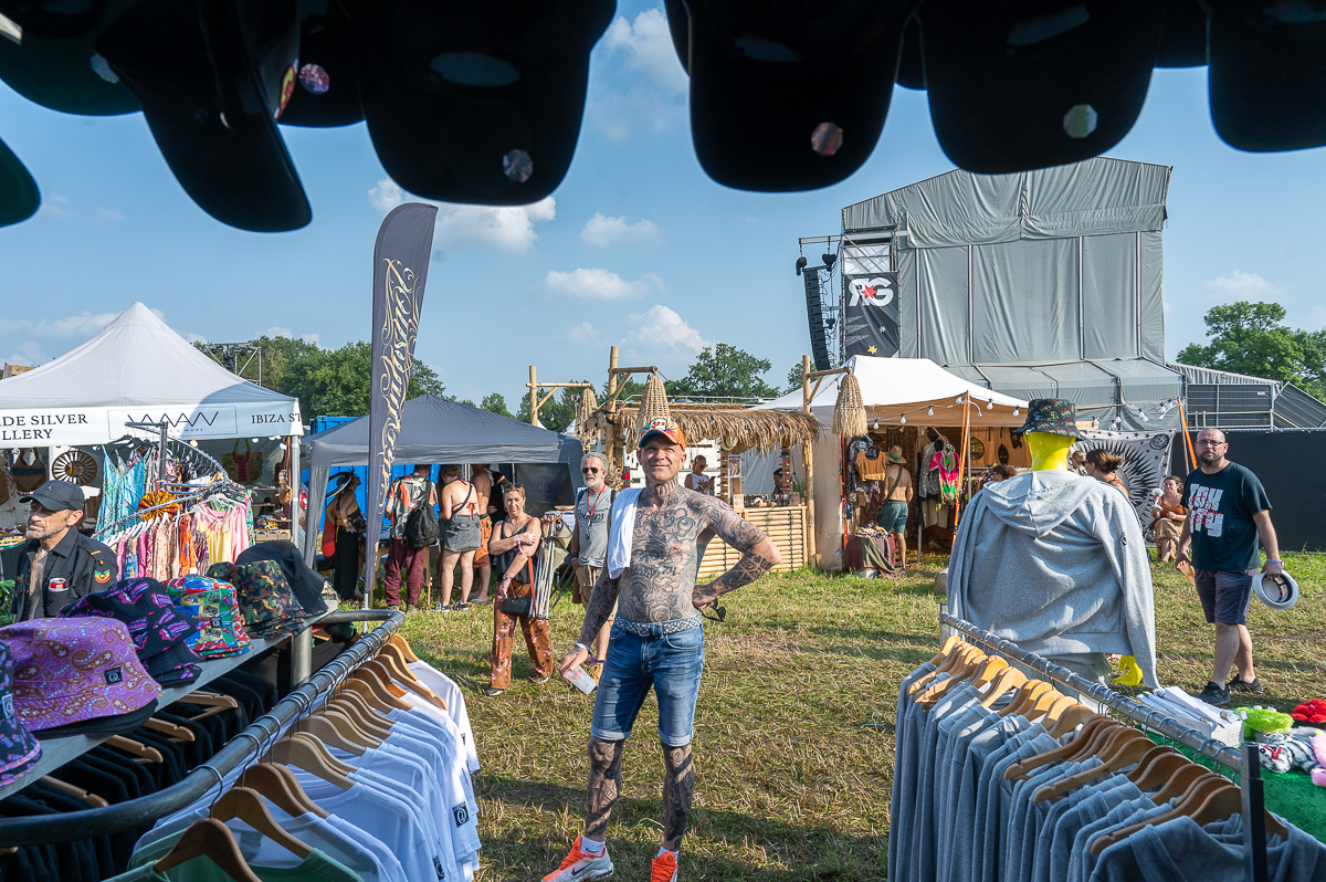 Reggae Geel Dag 1 sfeerbeelden @ Reggae Geel, picture 10, photographed by Luc Klinckaert - FrontView Magazine