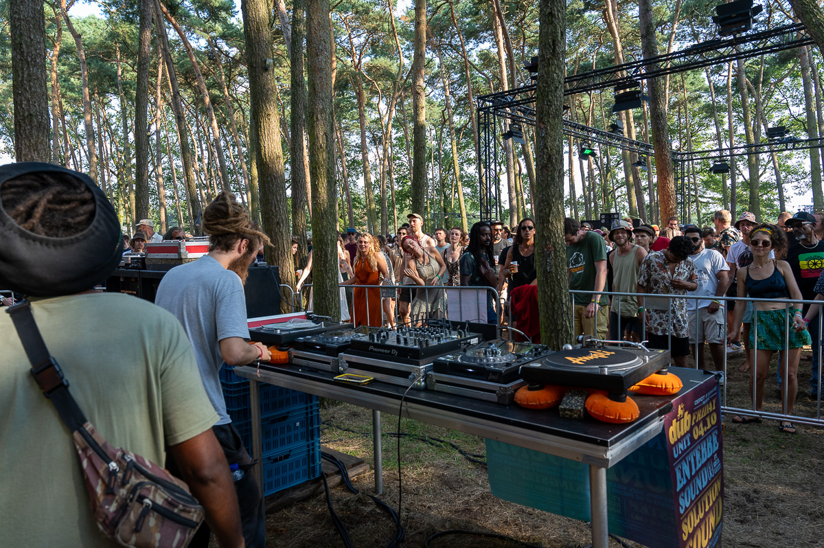 Reggae Geel Dag 1 sfeerbeelden @ Reggae Geel, picture 12, photographed by Luc Klinckaert - FrontView Magazine