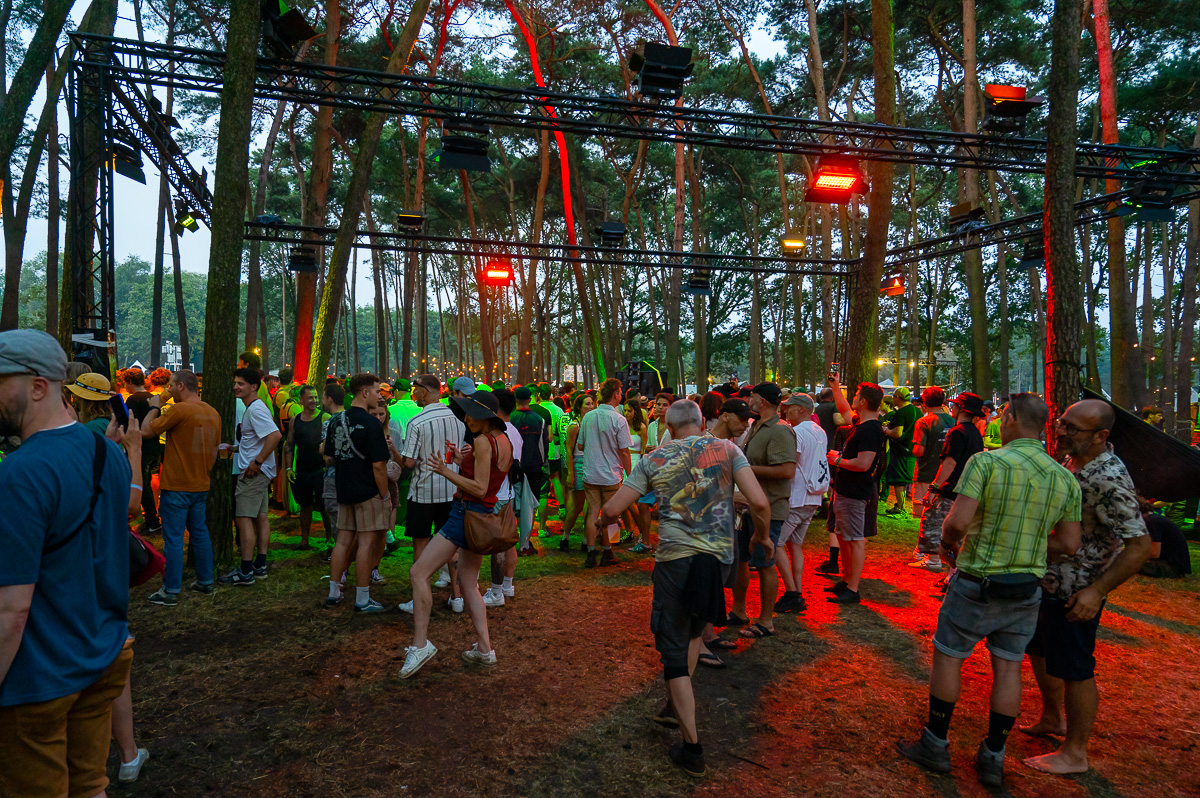 Reggae Geel Dag 1 sfeerbeelden @ Reggae Geel, picture 37, photographed by Luc Klinckaert - FrontView Magazine
