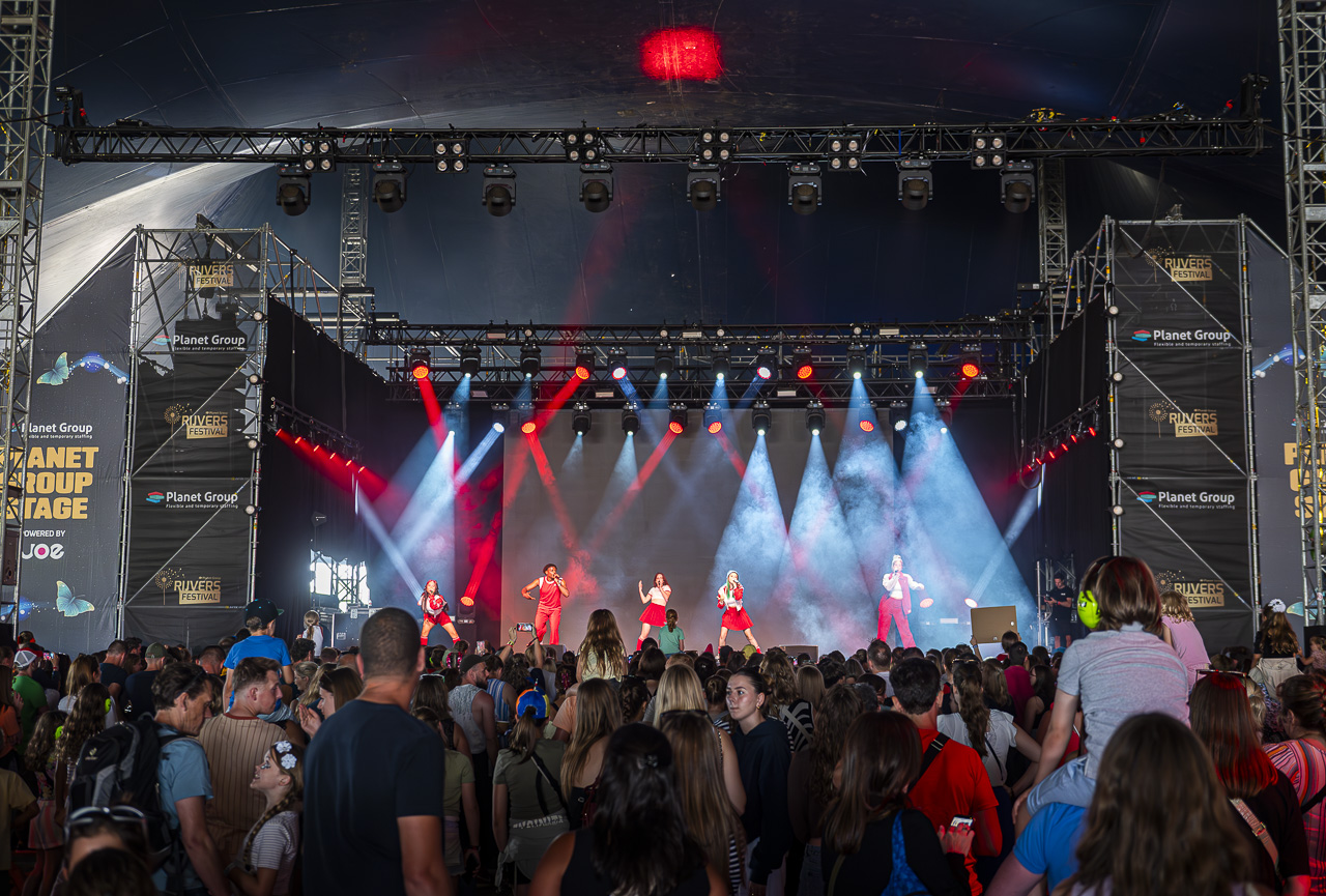 Liam & No Direction @ Rijvers Festival 2024, foto 12, foto's door Dimitri Vanlommel - FrontView Magazine