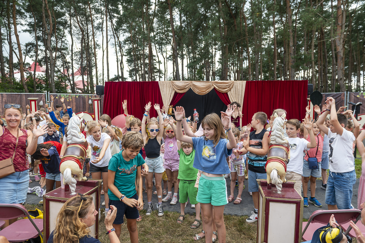 Sfeerbeelden dag 4 @ Rijvers Festival 2024, picture 32, photographed by Dimitri Vanlommel - FrontView Magazine