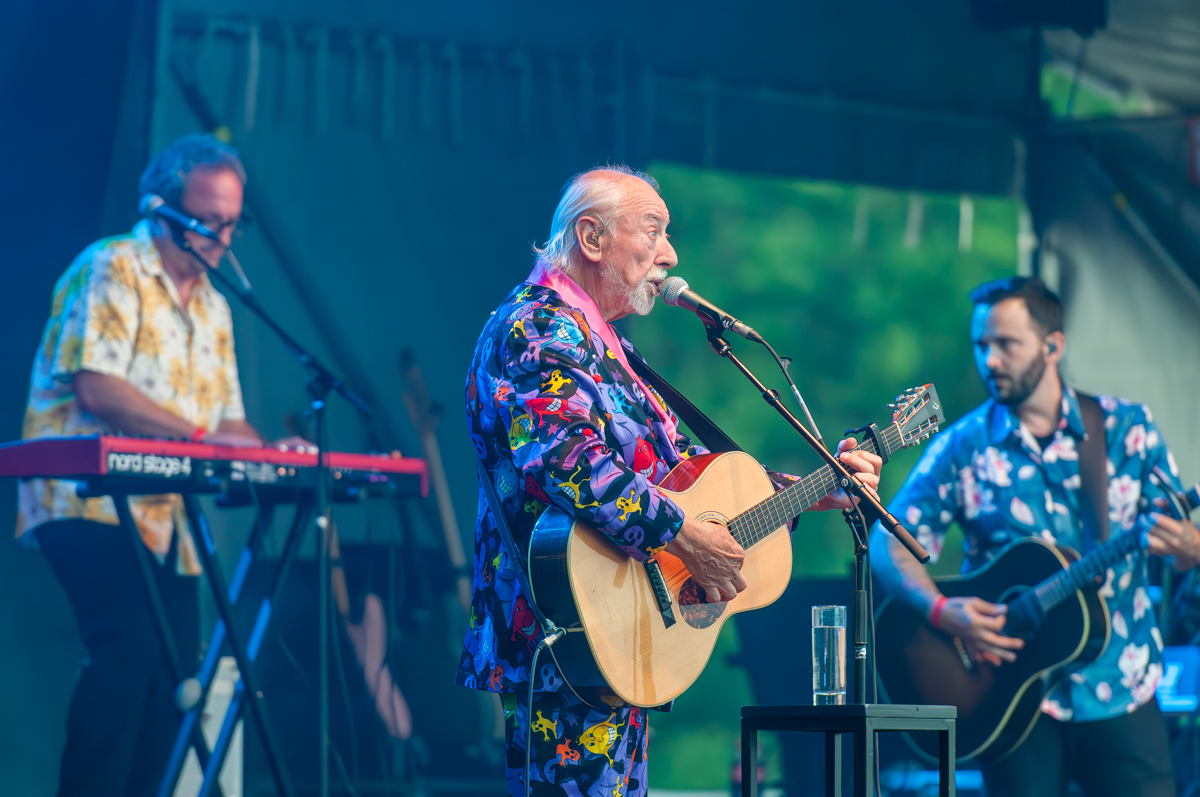 Urbanus en de Fanfaar @ Rijvers Festival 2024, picture 11, photographed by Jurgen Van De Maele - FrontView Magazine