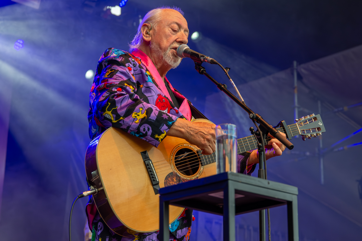 Urbanus en de Fanfaar @ Rijvers Festival 2024, picture 18, photographed by Jurgen Van De Maele - FrontView Magazine