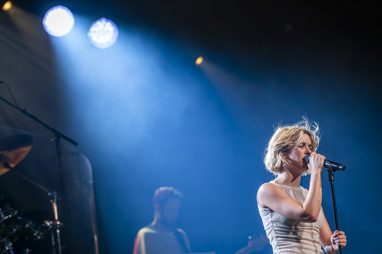 Pommelien Thijs @ Rijvers Festival 2024, picture 9, photographed by Dimitri Vanlommel - FrontView Magazine