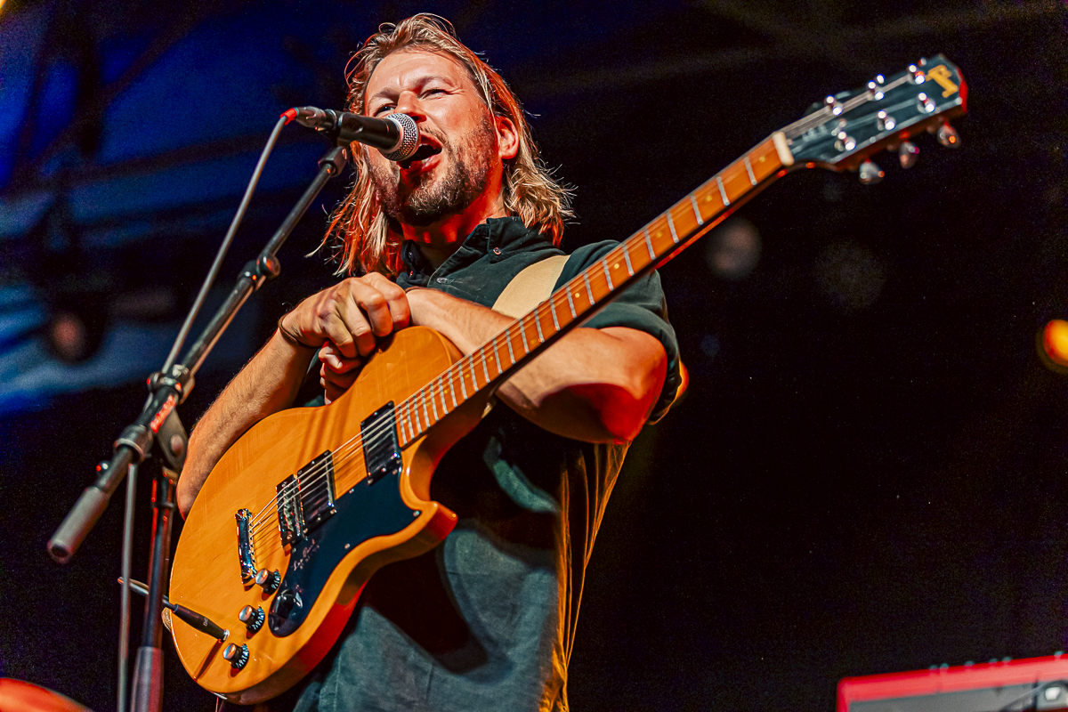 The Teskey Brothers @ OLT Rivierenhof, picture 6, photographed by Peter Smet - FrontView Magazine