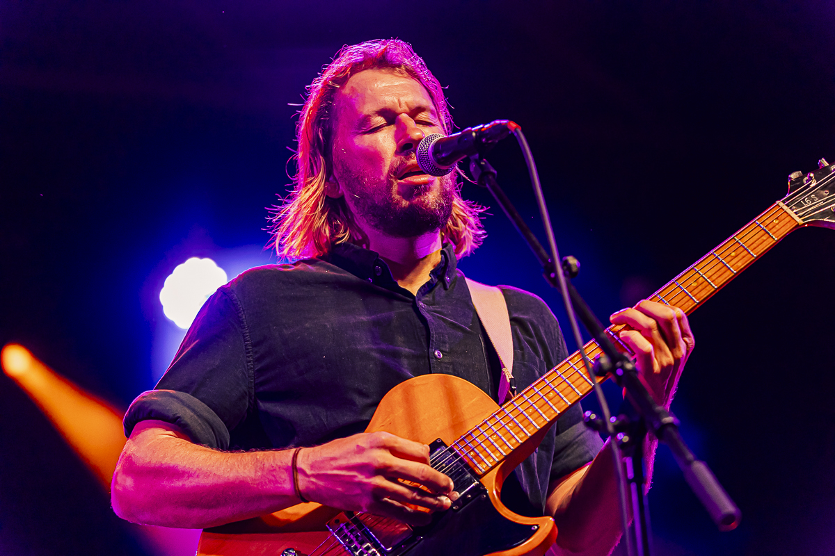 The Teskey Brothers @ OLT Rivierenhof, picture 10, photographed by Peter Smet - FrontView Magazine