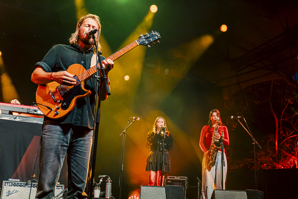The Teskey Brothers @ OLT Rivierenhof, picture 16, photographed by Peter Smet - FrontView Magazine