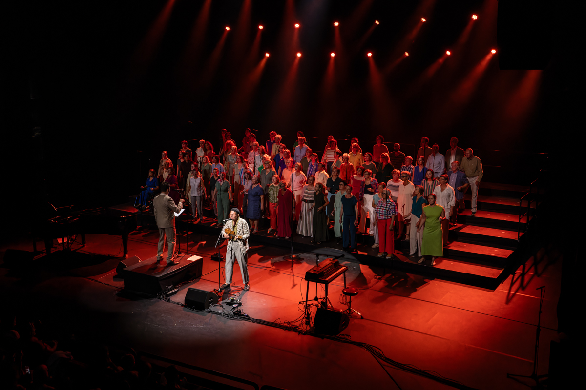 Bent Van Looy in Koor @ Stadsschouwburg Antwerpen, foto 2, foto's door David Johnson - FrontView Magazine