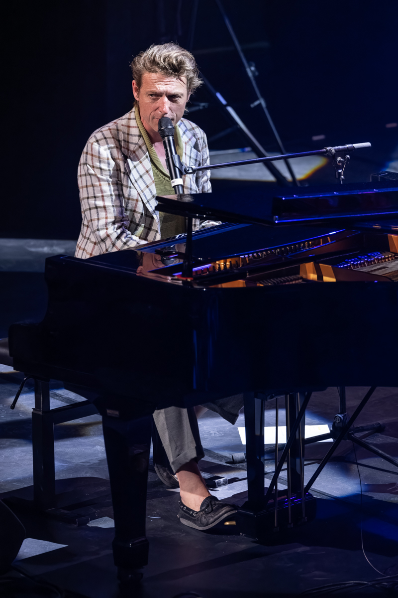 Bent Van Looy in Koor @ Stadsschouwburg Antwerpen, foto 20, foto's door David Johnson - FrontView Magazine