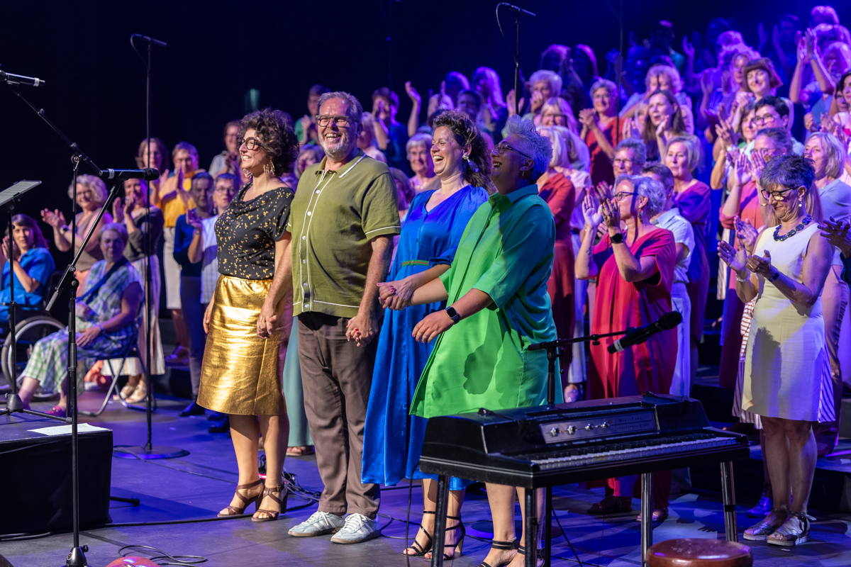 Bent Van Looy in Koor @ Stadsschouwburg Antwerpen, foto 29, foto's door David Johnson - FrontView Magazine