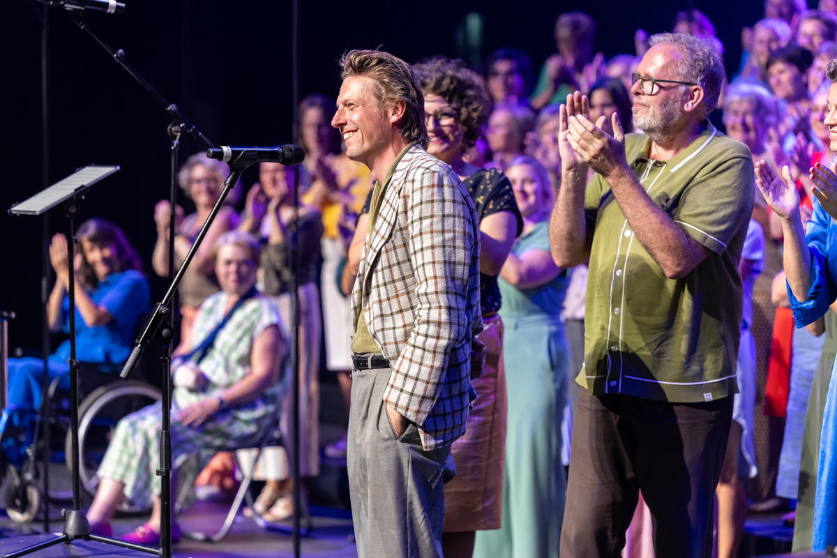 Bent Van Looy in Koor @ Stadsschouwburg Antwerpen, foto 31, foto's door David Johnson - FrontView Magazine