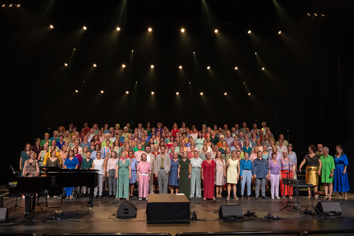 Bent Van Looy in Koor @ Stadsschouwburg Antwerpen, foto 53, foto's door David Johnson - FrontView Magazine