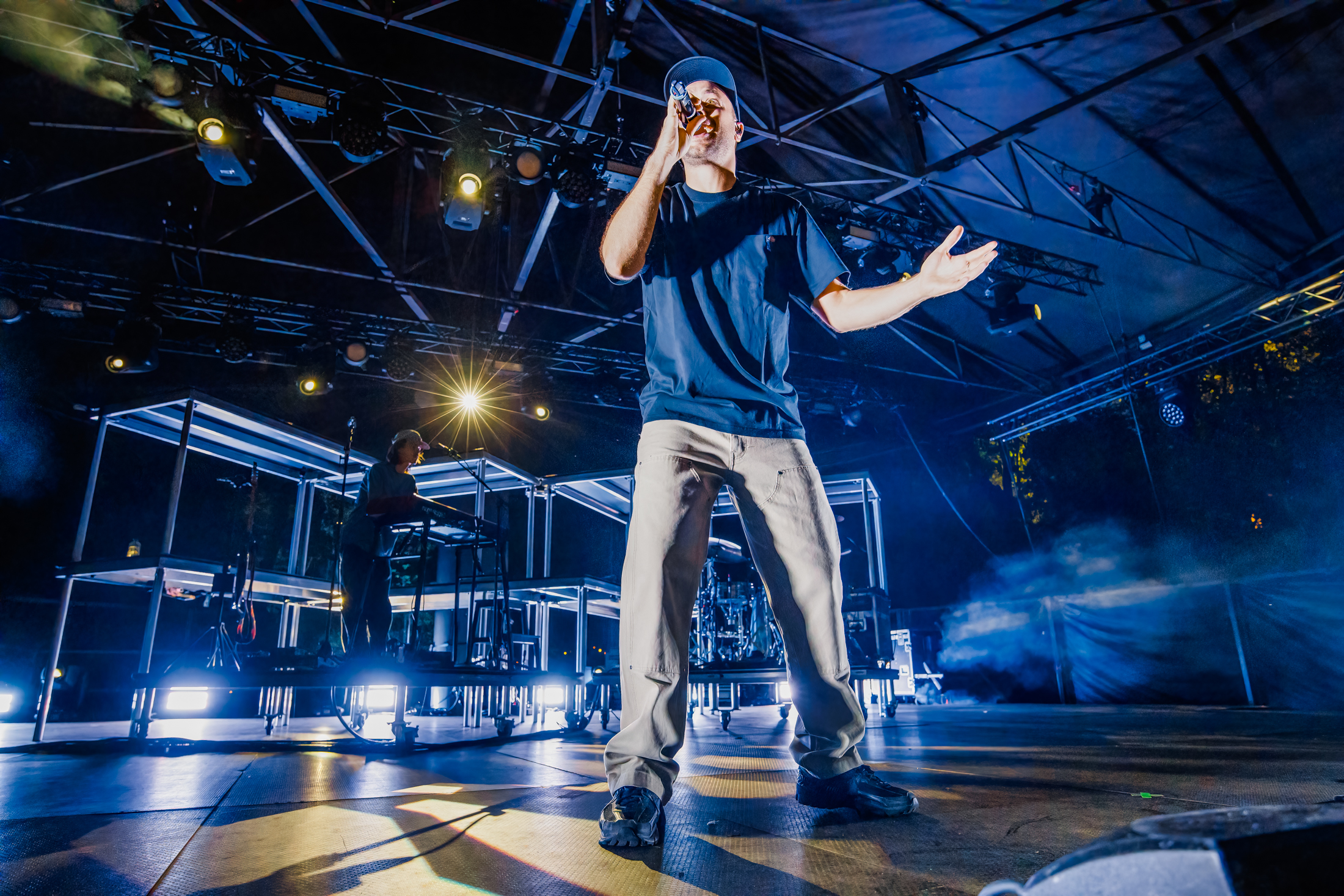 Brihang Live in OLT, picture 1, photographed by Paul Jongeneelen - FrontView Magazine