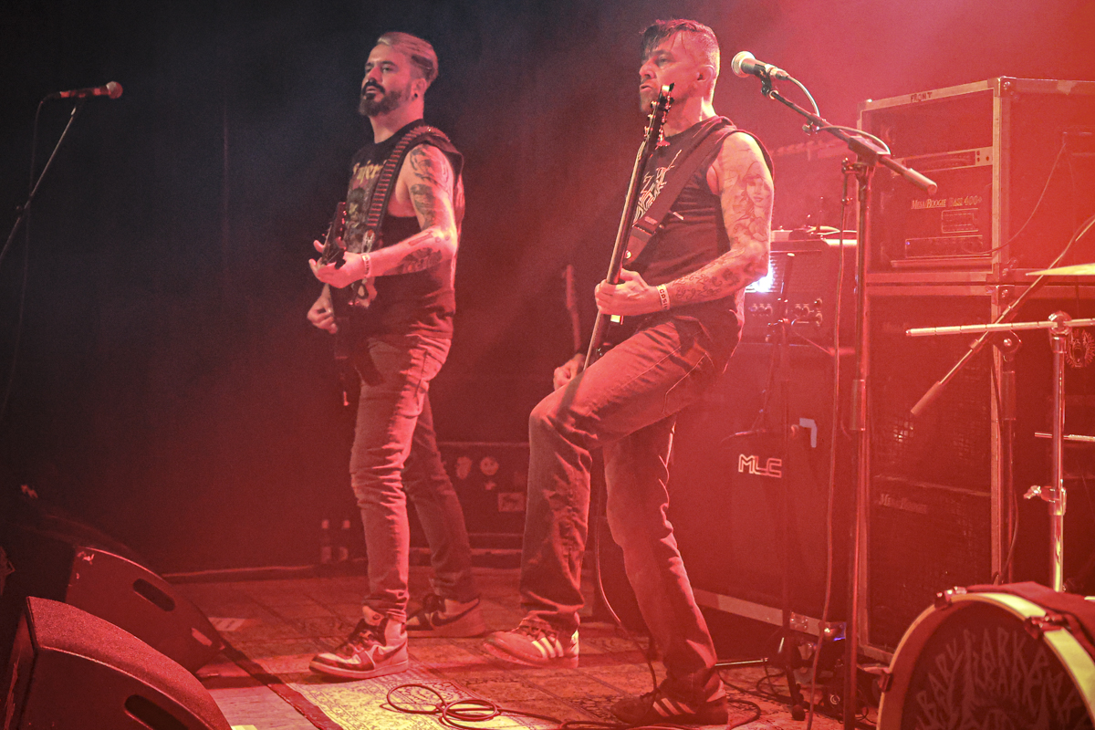 Bark! @ de casino, foto 16, foto's door Peter Casie - FrontView Magazine