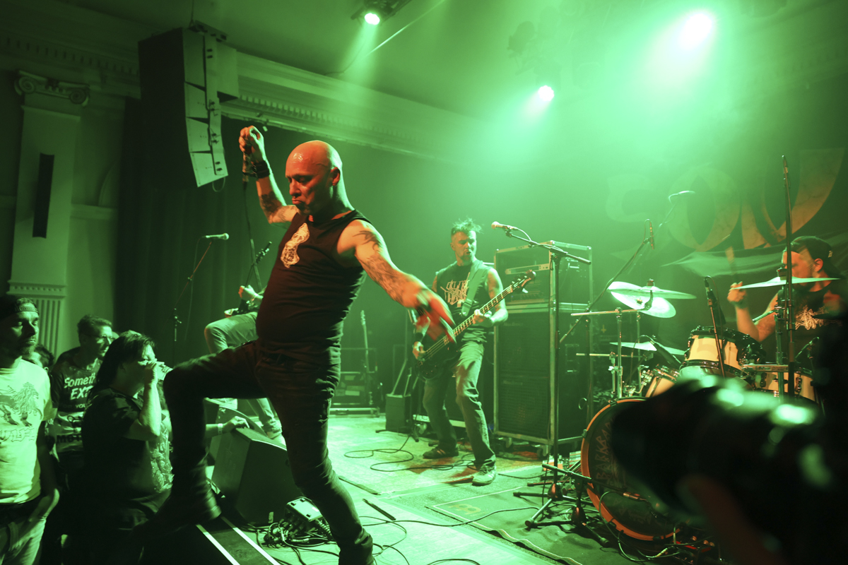 Bark! @ de casino, foto 19, foto's door Peter Casie - FrontView Magazine