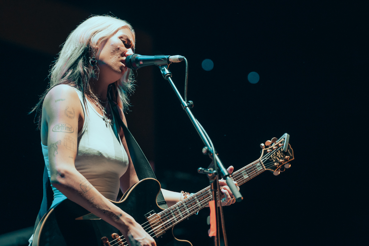 Nieve Ella @ Vorst Nationaal, picture 6, photographed by Jelle Meersschaut - FrontView Magazine