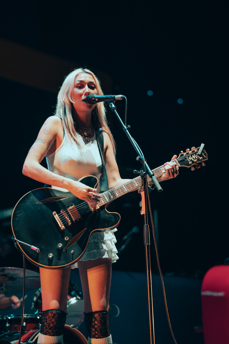 Nieve Ella @ Vorst Nationaal, picture 7, photographed by Jelle Meersschaut - FrontView Magazine