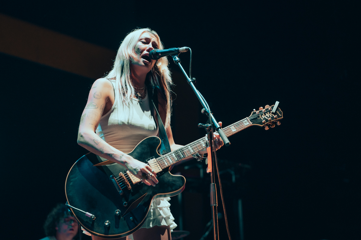 Nieve Ella @ Vorst Nationaal, picture 10, photographed by Jelle Meersschaut - FrontView Magazine